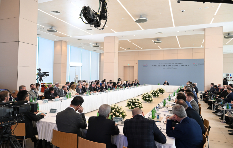 International Forum themed “Facing the New World Order” was held at ADA University with participation of President Ilham Aliyev