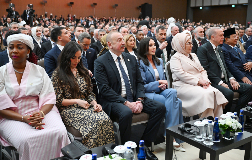 Diplomatie-Forum in Antalya eröffnet
Präsident Ilham Aliyev nimmt an Veranstaltung teil