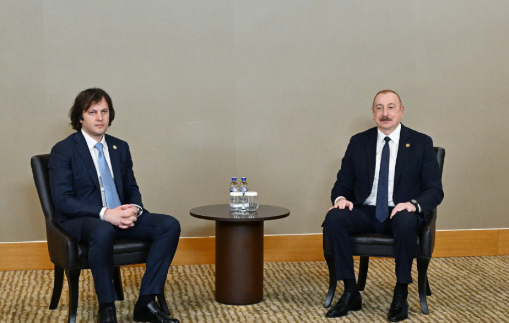 Prezident İlham Əliyev Antalyada Gürcüstanın Baş naziri İrakli Kobaxidze ilə görüşüb