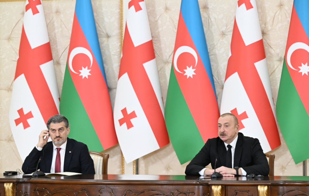 Les présidents azerbaïdjanais et géorgien font des déclarations à la presse