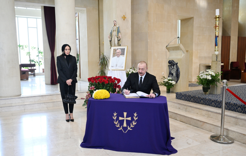 President Ilham Aliyev visited Church of the Immaculate Conception of the Blessed Virgin Mary in Baku, offered condolences over death of Pope Francis