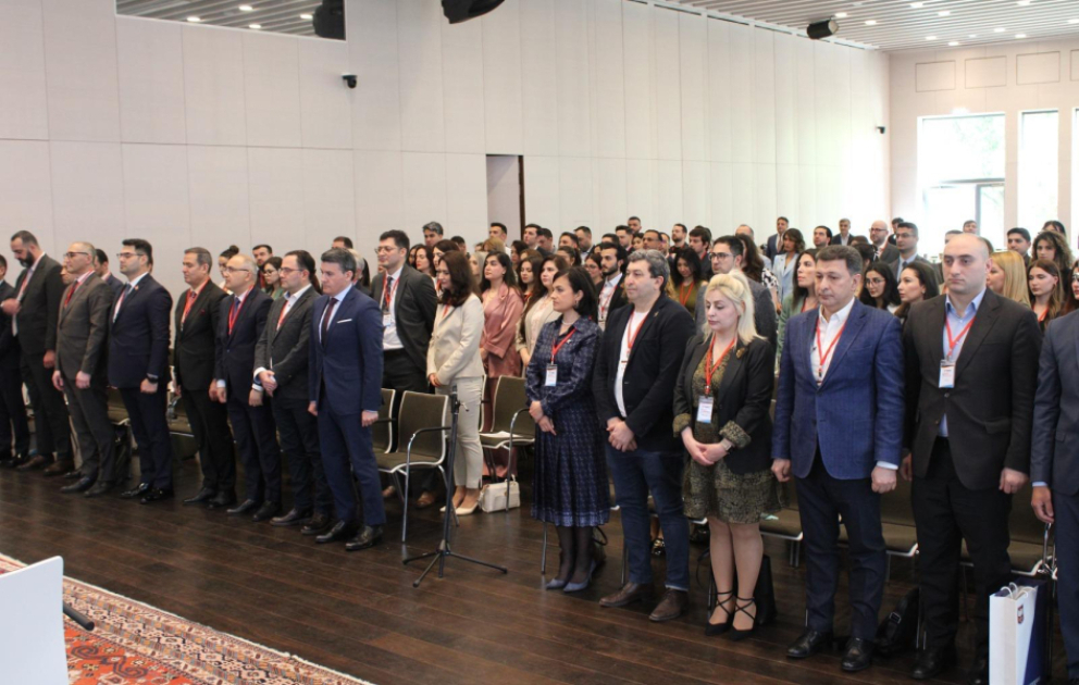 Berlində Azərbaycanlı Həkimlərin Qurultayı keçirilib