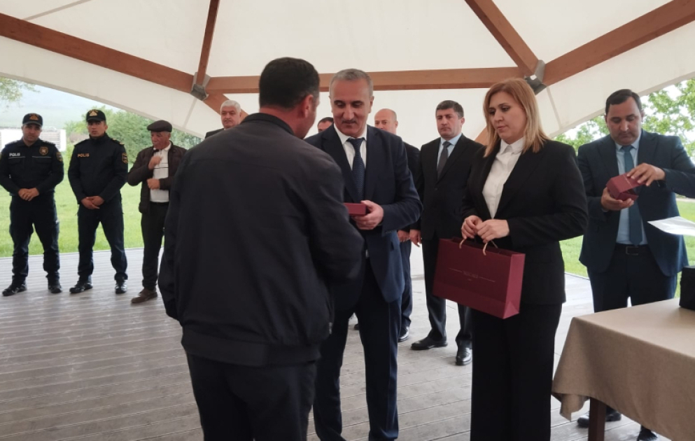 Another 137 residents relocated to Khojaly town get house keys