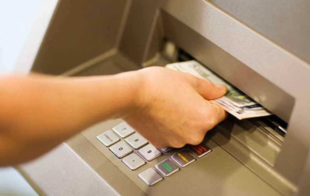 Pulumuzu istənilən bankdan ala biləcəyik