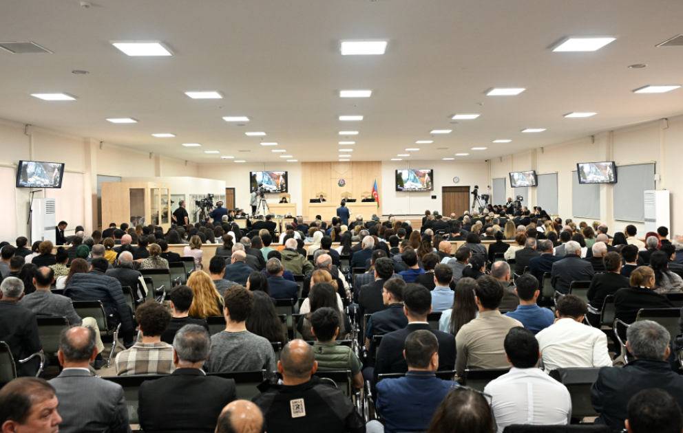 Məhkəmədə Ermənistan silahlı qüvvələri tərəfindən Kəlbəcərin işğalı zamanı əsir və girov götürülmüş azərbaycanlılara işgəncələr verilməsi ilə bağlı ifadələr dinlənilib