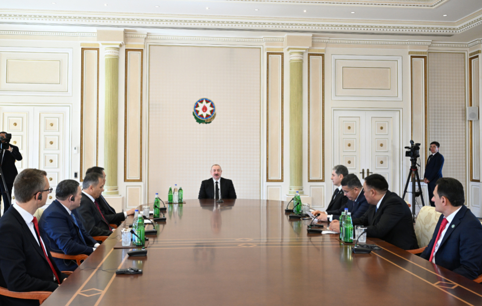 Präsident Ilham Aliyev empfing Teilnehmer des zweiten Treffens von Innenminister der Organisation der Turkstaaten