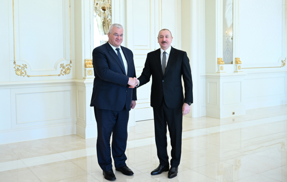 Президент Ильхам Алиев принял министра иностранных дел Украины