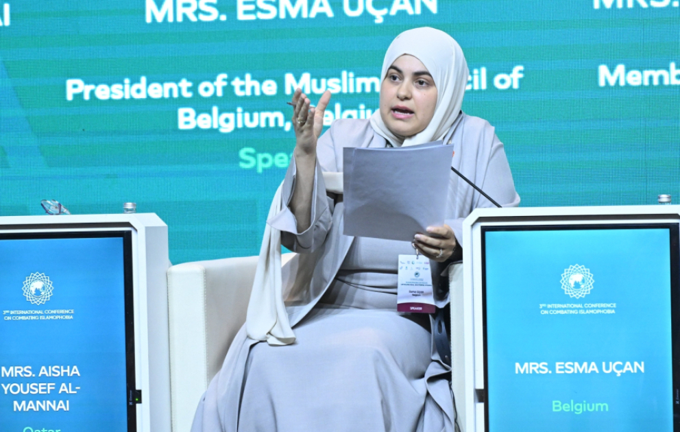 Esma Uçan: Müsəlman qadınlar səhiyyə sahəsinə mühüm töhfələr verirlər