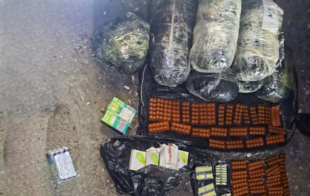Biləsuvarda narkokuryerdən 10 kiloqram narkotik vasitə və həblər götürülüb