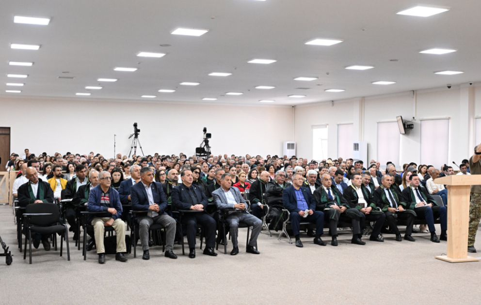 На суде лица, взятые в плен, дали показания в связи с пытками, которым они подвергались во время военной агрессии Армении против Азербайджана