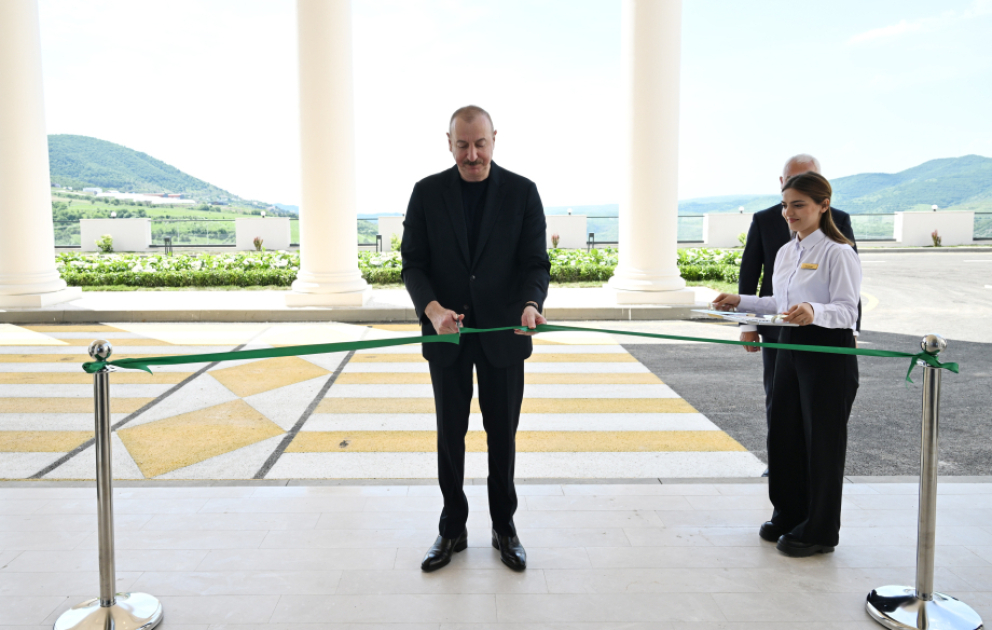 Le président Ilham Aliyev participe à l’inauguration du complexe de vacances « Latchine »