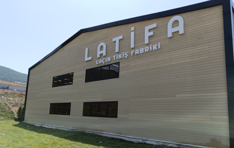“LATIFA” Laçın tikiş fabrikində gündə 2 min ədəd tekstil məhsulu istehsal olunacaq
