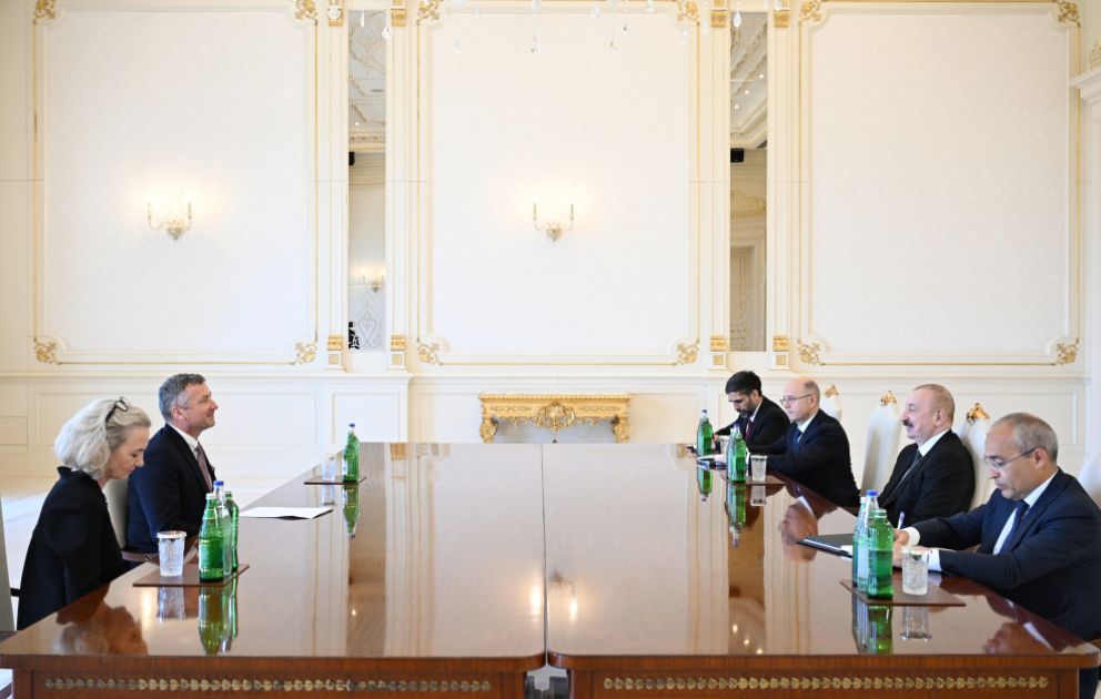 Präsident Ilham Aliyev empfängt Vizepräsidenten von ExxonMobil