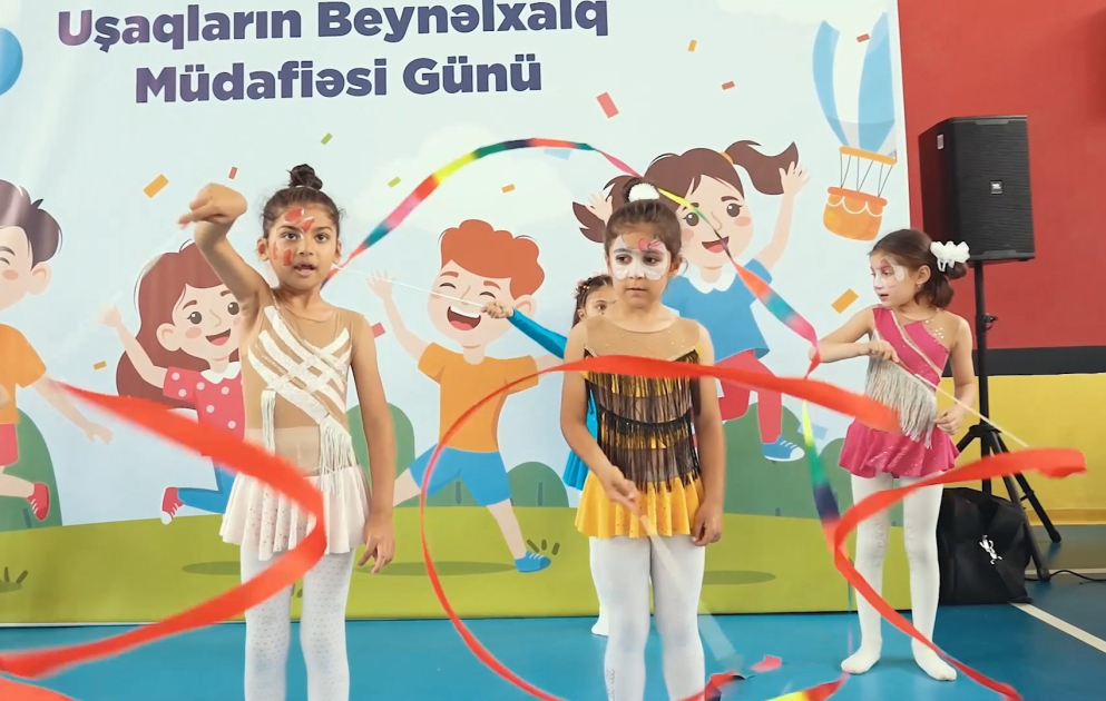 Cəbrayıl şəhərində balacaların 1 İyun sevinci