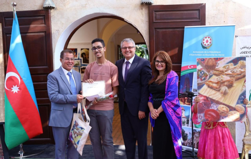 La cérémonie de clôture et de remise des prix du concours de peinture « L'Azerbaïdjan vu par les enfants marocains » s'est tenue à Rabat