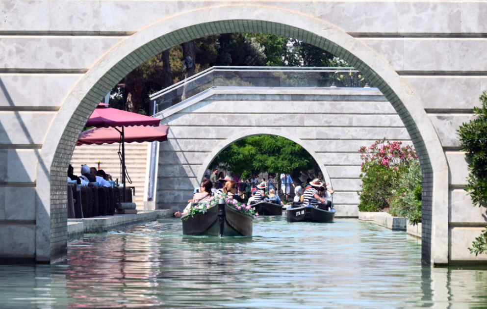 Bakının qəlbindəki “Kiçik Venesiya”ya səyahət