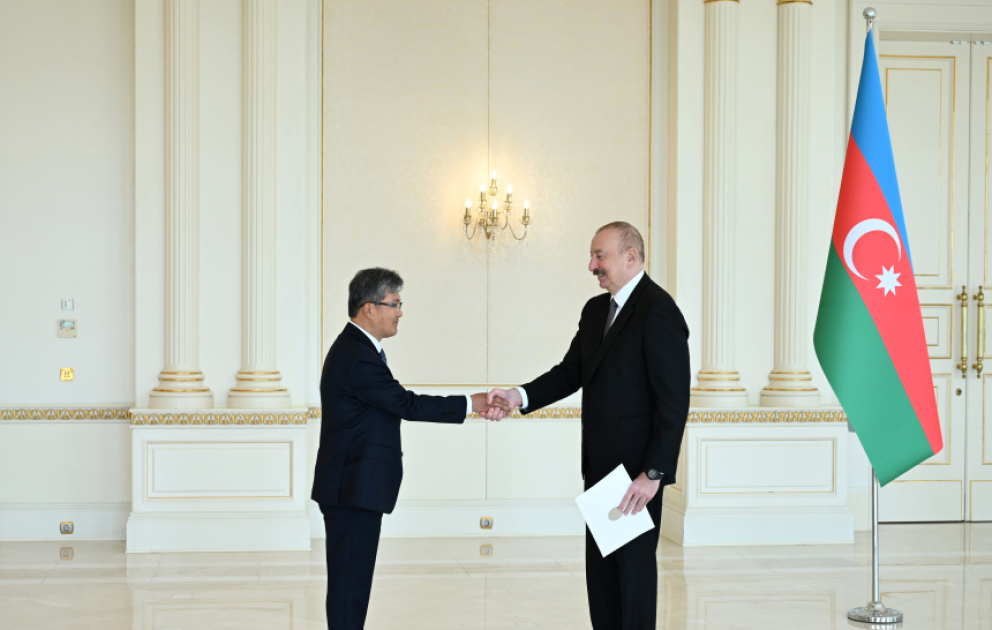 President Ilham Aliyev received credentials of incoming ambassador of Republic of Korea to Azerbaijan