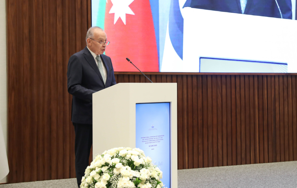 Fərhad Abdullayev: Konstitusiya Məhkəməsi ilə Ombudsman təsisatı arasındakı qarşılıqlı münasibətlər böyük əhəmiyyət kəsb edir