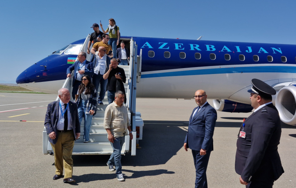 QDİƏT PA-nın 65-ci Baş Assambleyasının iştirakçıları Füzuli, Şuşa və Xankəndiyə səfər ediblər
