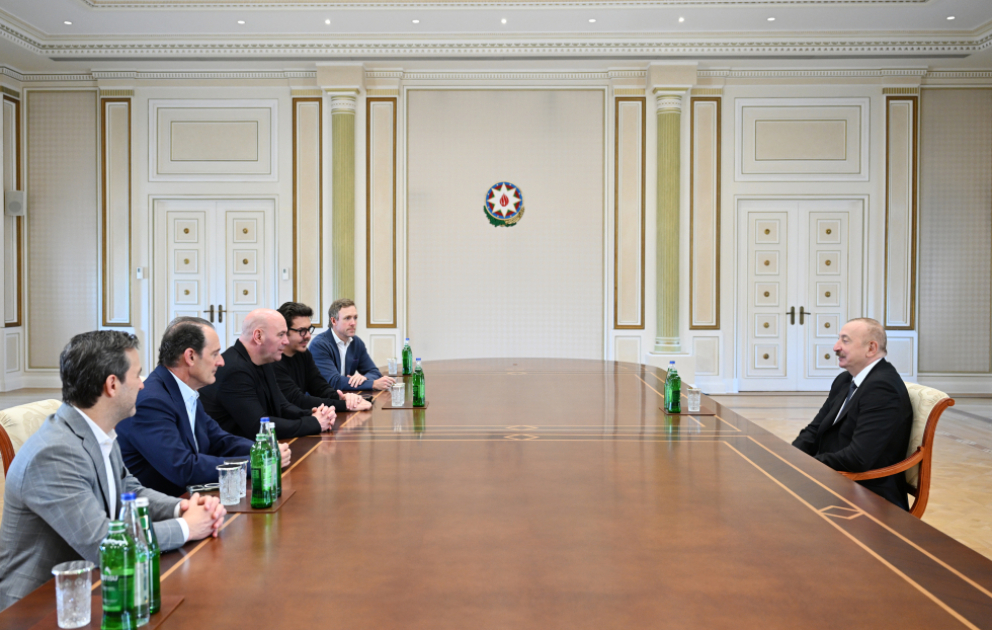 Präsident Ilham Aliyev empfängt UFC-Präsidenten