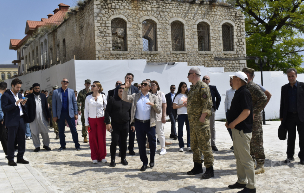 Представители дипломатического корпуса ознакомились с городом Шуша