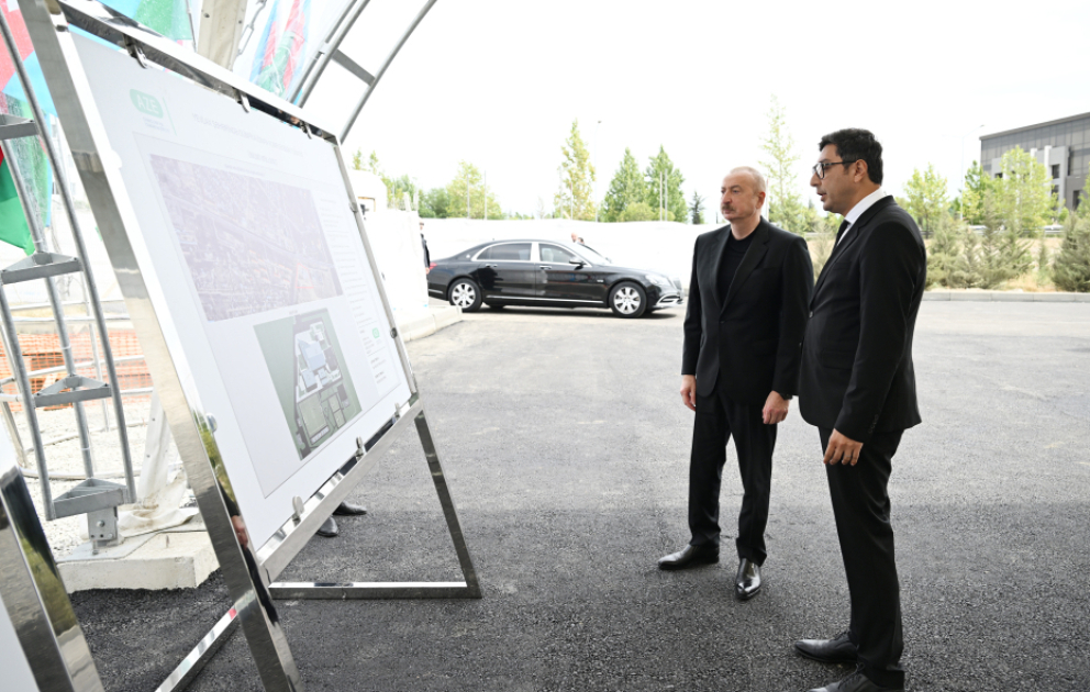 Präsident Ilham Aliyev inspiziert Baufortschritt des Olympia-Komplexes in Yevlakh
