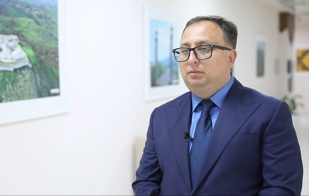 AQTA-nın şöbə müdiri: Etiket qaydalarına riayət etmək lazımdır