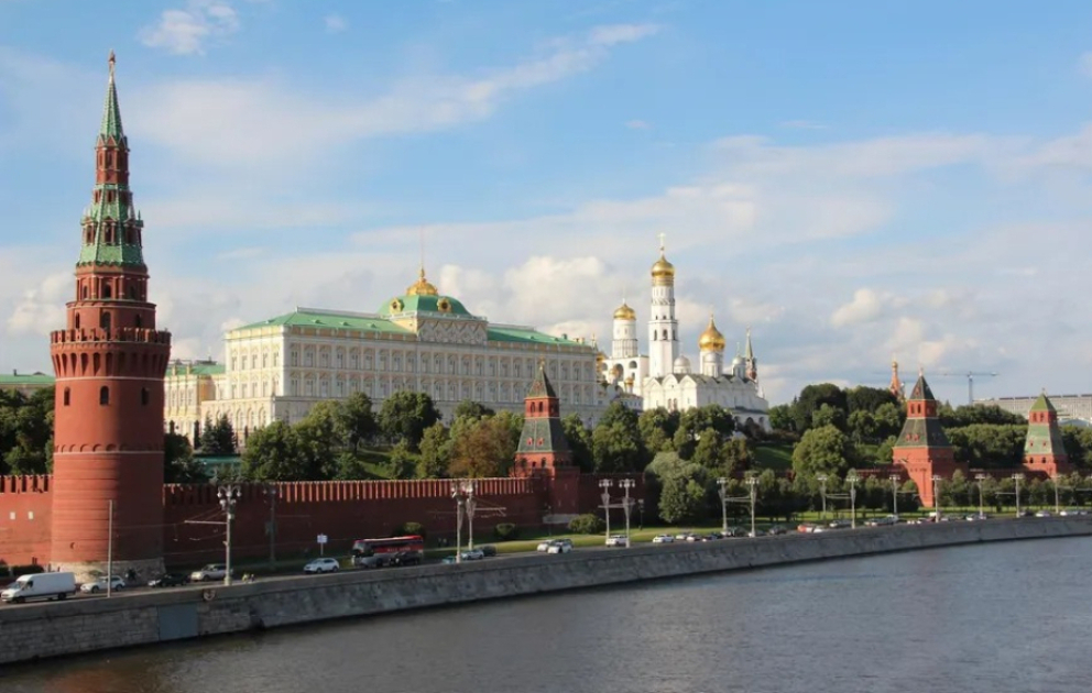 Общественно-политические круги усугубляют ситуацию