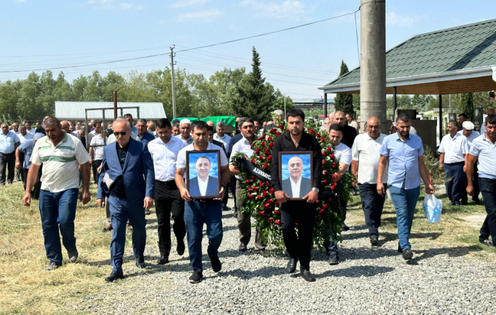 Yekaterinburqda öldürülən Səfərov qardaşları Ağcabədidə dəfn olunublar