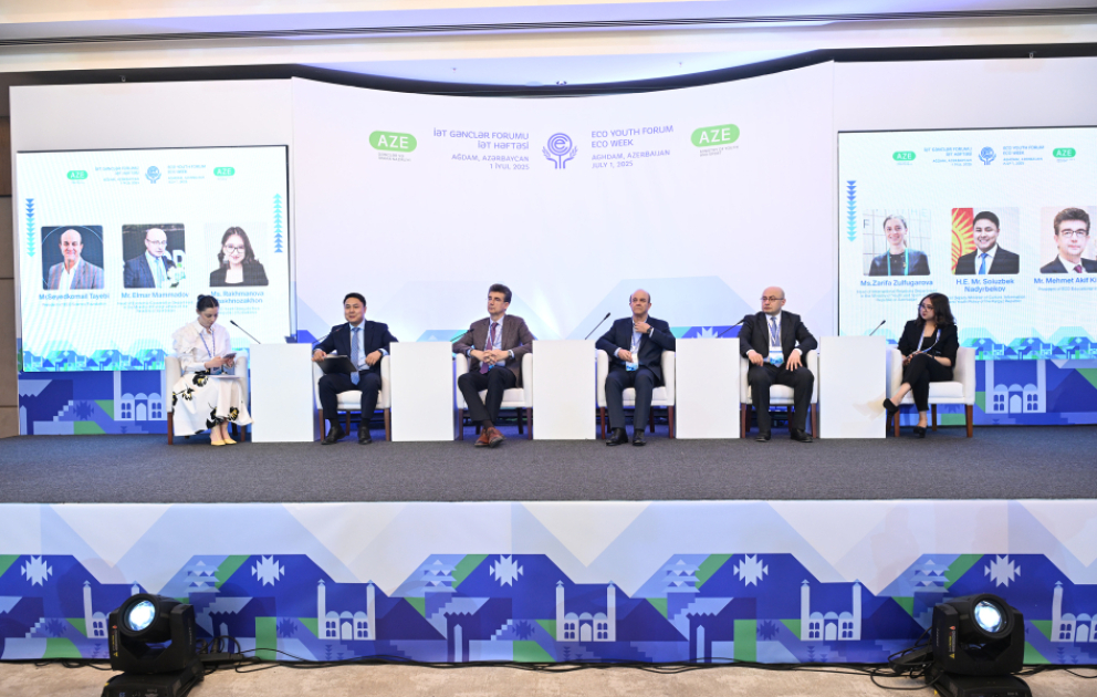 Ağdamda "Yüksəksəviyyəli perspektivlər: Regional inkişafda gənclərin rolu" mövzusunda plenar panel keçirilib