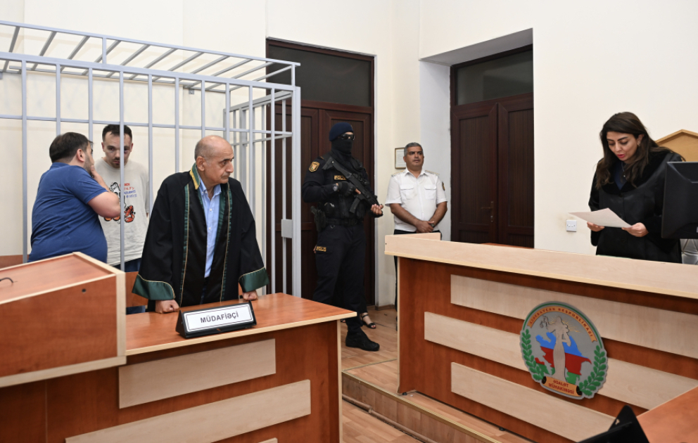 Bakıda Rusiya vətəndaşlarından ibarət iki mütəşəkkil cinayətkar dəstənin üzvləri ilə bağlı məhkəmə iclası keçirilir