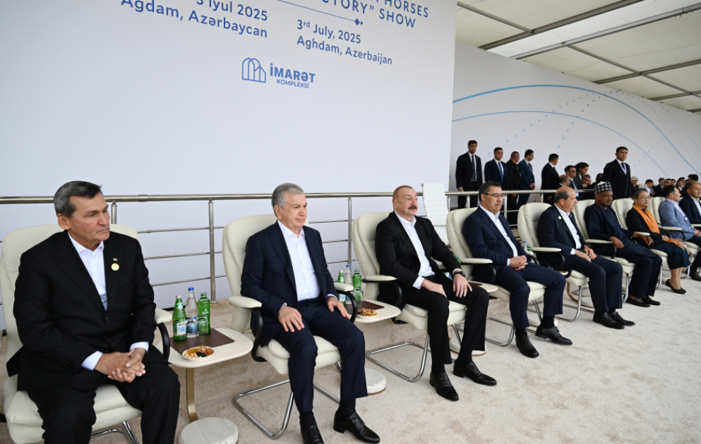 Participants of 17th ECO Summit watched “Victory” show of Karabakh horses at Aghdam’s “Imarat” Complex
