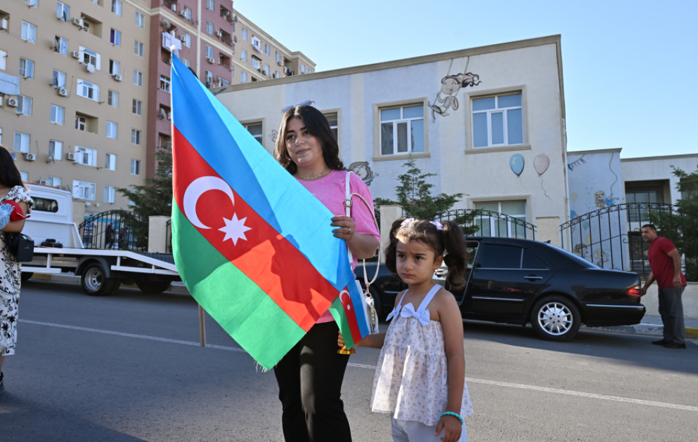 Xocalı rayonunun Xanyurdu və Təzəbinə kəndlərinə ilk köç karvanı yola salınıb
