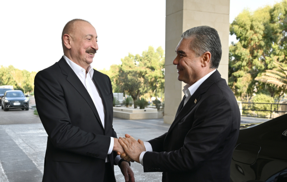 Aserbaidschans Präsident und Vorsitzender des Volksrates Turkmenistans besuchen Sea Breeze Resort