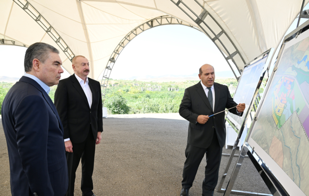 President Ilham Aliyev and Chairman of Turkmenistan’s Halk Maslahaty Gurbanguly Berdimuhamedov visited destroyed areas of Fuzuli city