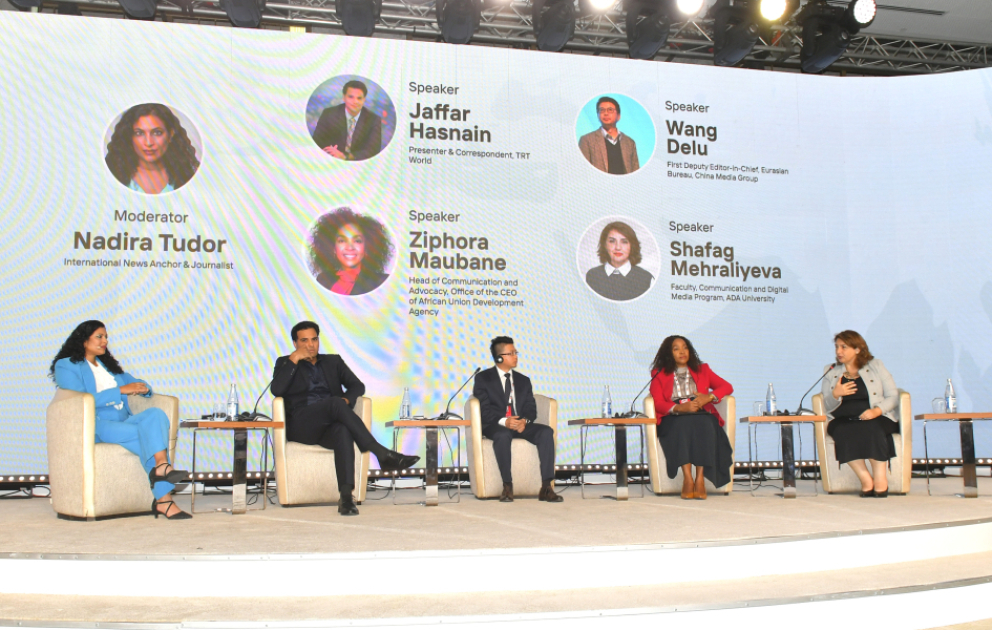 Şuşa Qlobal Media Forumu işini panel iclaslarla davam etdirir