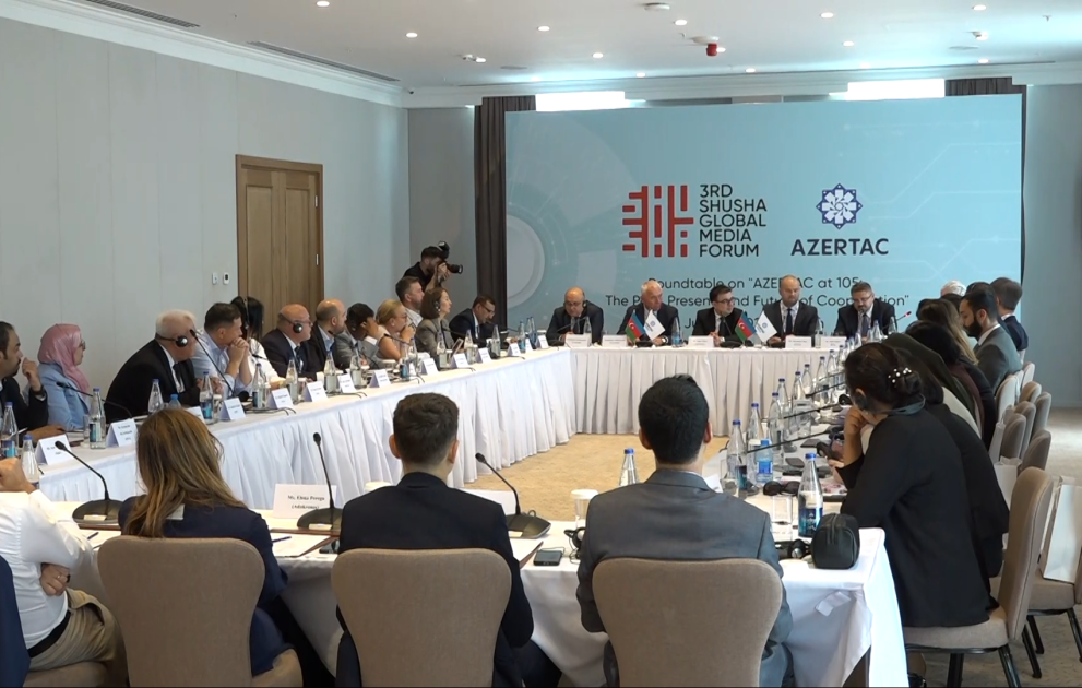 AZƏRTAC-ın bir əsrlik fəaliyyəti Şuşa Qlobal Forumu çərçivəsində işıqlandırıldı