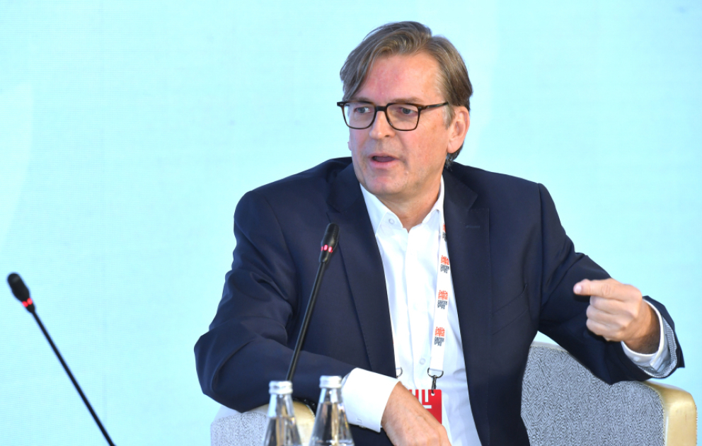 Klaus Strunz: “ChatGpt”nin təqdim etdiyi faktlar Qərb tərəfindən dominant şəkildə hazırlanmış mətnlərdir