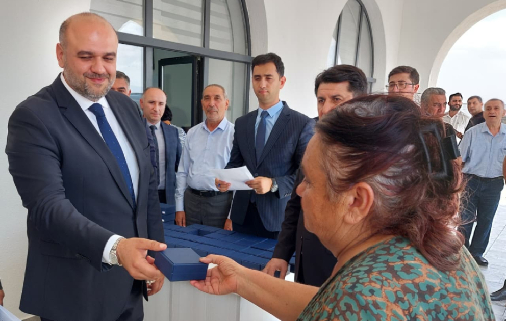 Ağdamın Xıdırlı kəndinə köçən daha 68 ailəyə evlərin açarları təqdim edilib