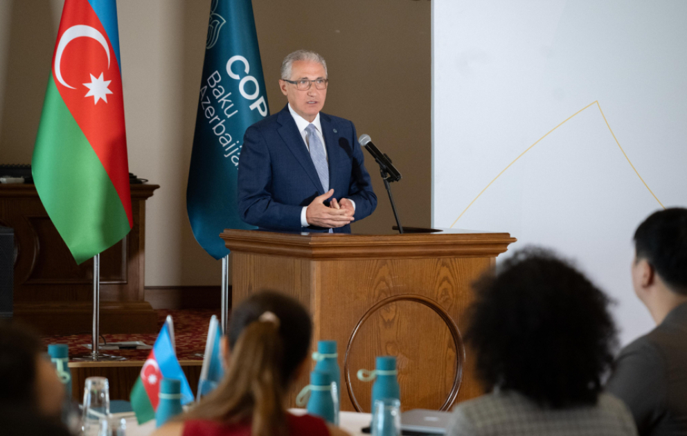Muxtar Babayev: Hazırda əsas diqqət yaşıl təhsil üzərində cəmlənib