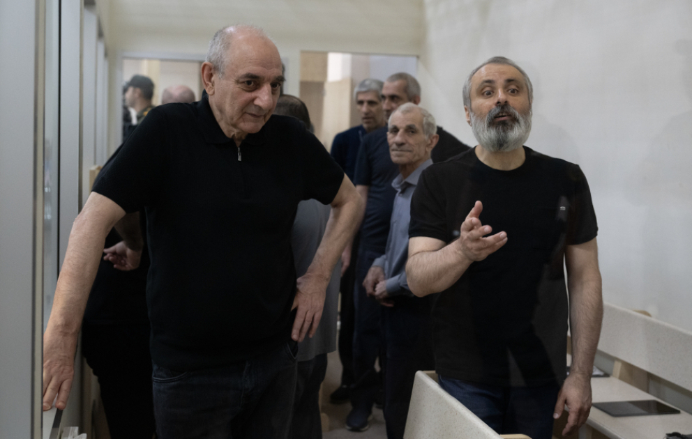Madat Babayan ibtidai istintaqa ifadəsində Xocalı soyqırımı zamanı xüsusi qəddarlığı ilə seçilən Ermənistan silahlı qüvvələrinin bəzi hərbçilərinin adlarını açıqlayıb – MƏHKƏMƏ