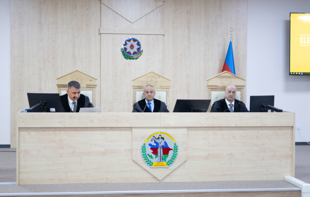 Le tribunal examine des documents liés à de nombreux crimes commis contre les Azerbaïdjanais entre 1988 et 1990