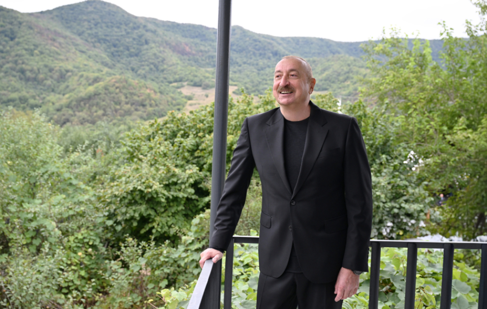 Prezident İlham Əliyev Xocalı rayonunun Badara kəndində olub
