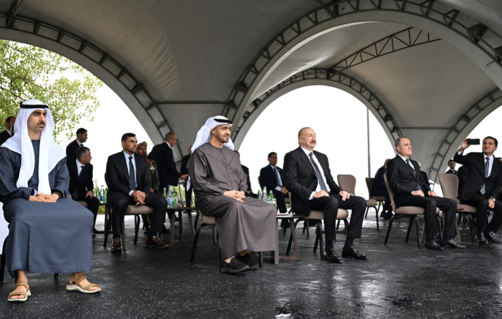Presidents Ilham Aliyev and Sheikh Mohamed bin Zayed Al Nahyan watched Karabakh horses show at Jidir Duzu