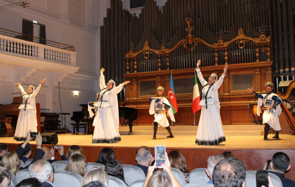 Romada Üzeyir Hacıbəylinin 140 illik yubileyi münasibətilə konsert proqramı təşkil olunub