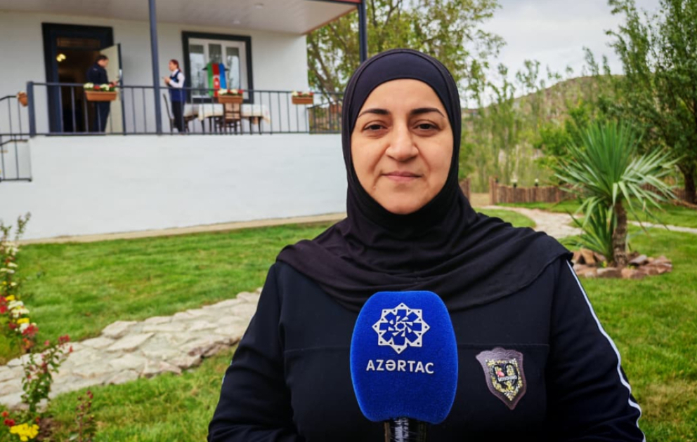 Daşbulaq sakini: Hər bir şəhid ailəsini, şəhid anasını evimizdə qonaq görmək istərdim