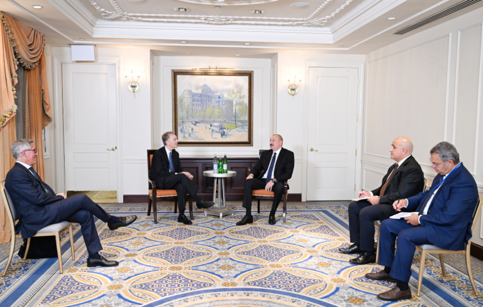 Präsident Ilham Aliyev trifft in New York CEO von „Brookfield Asset Management“