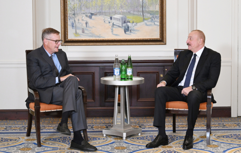 Entretien du président azerbaïdjanais avec le PDG de Neuberger Berman à New York
