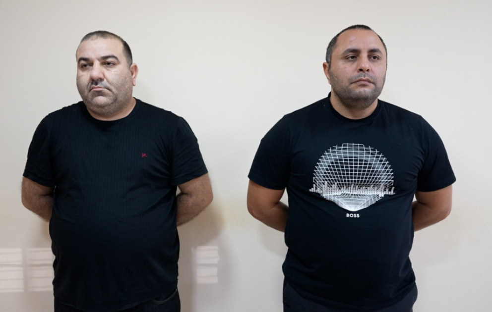 Polis Bakıda gecə klubunda soyğunçuluq edən şəxsləri saxlayıb