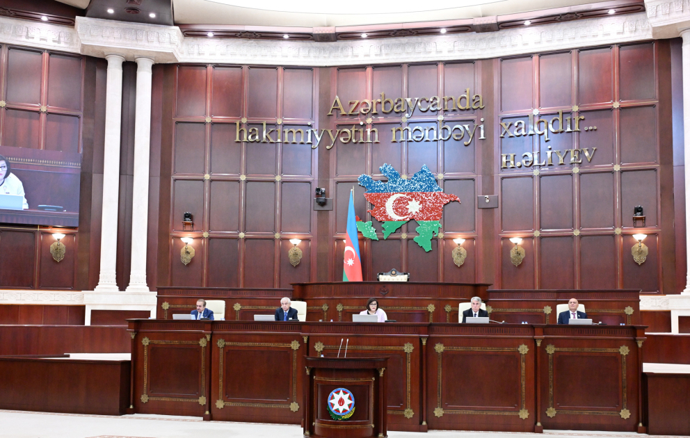 Milli Məclisin payız sessiyasında ilk plenar iclası keçirilib